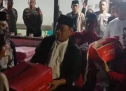 Bupati Luwu Gerak Cepat Sambangi dan Sekaligus Beri Bantuan Korban Kebakaran di Suli Barat
